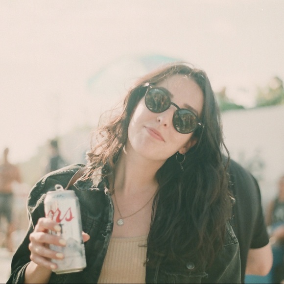 Meet your Posher, Kaleigh - Picture 1 of 1